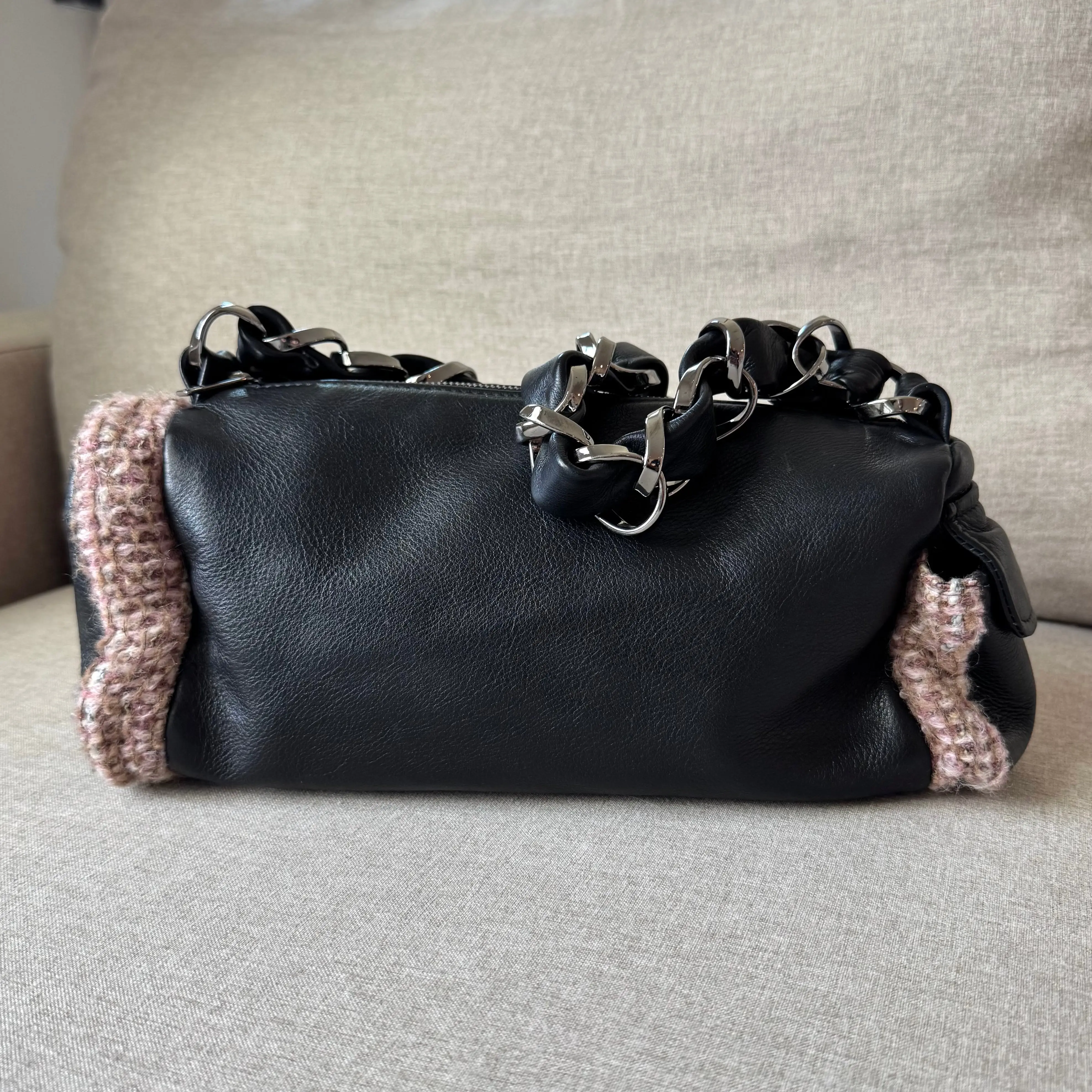Pre-owned CHANEL Italy Shoulder Bags Leather Tweed Trim Handbag