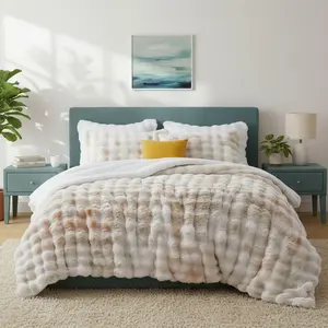 PEACE NEST 3-Pieces Plush Down Alternative Comforter Set Queen King Sizes with 2 Pillowcases Soft & Cozy Ultra & Comfortable Warm & Luxurious Bedding Set