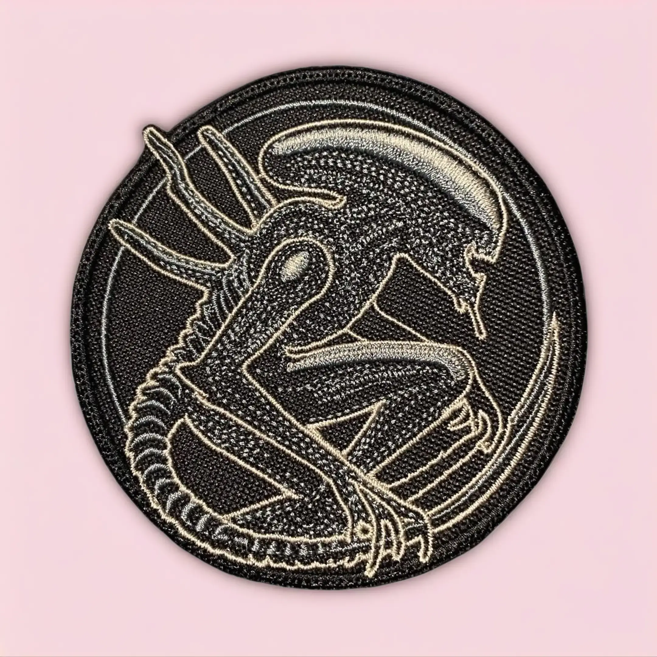 4" Alien Embroidered Applique Patch, Alien-Theme Design, Textured Finish, Sewing Accessory for Embroidery Craft Projects & Haberdashery Supplies