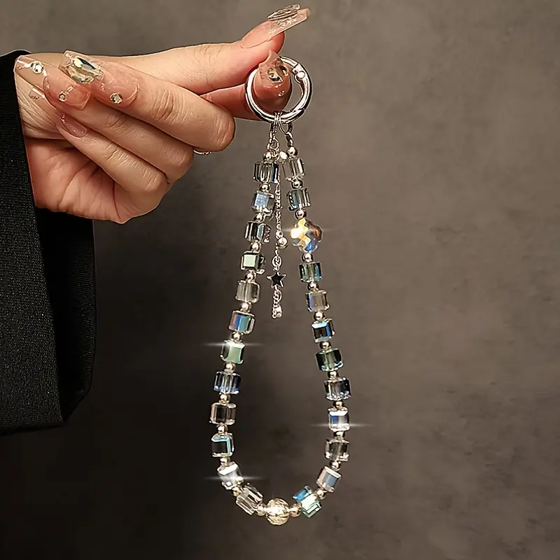 Luxury high-end crystal bead bracelet short hanging rope phone case beaded keychain Bling Bling Keychains Pendant bag decoration Keychain Jewelry Aesthetic Keychain Stylish Keychain