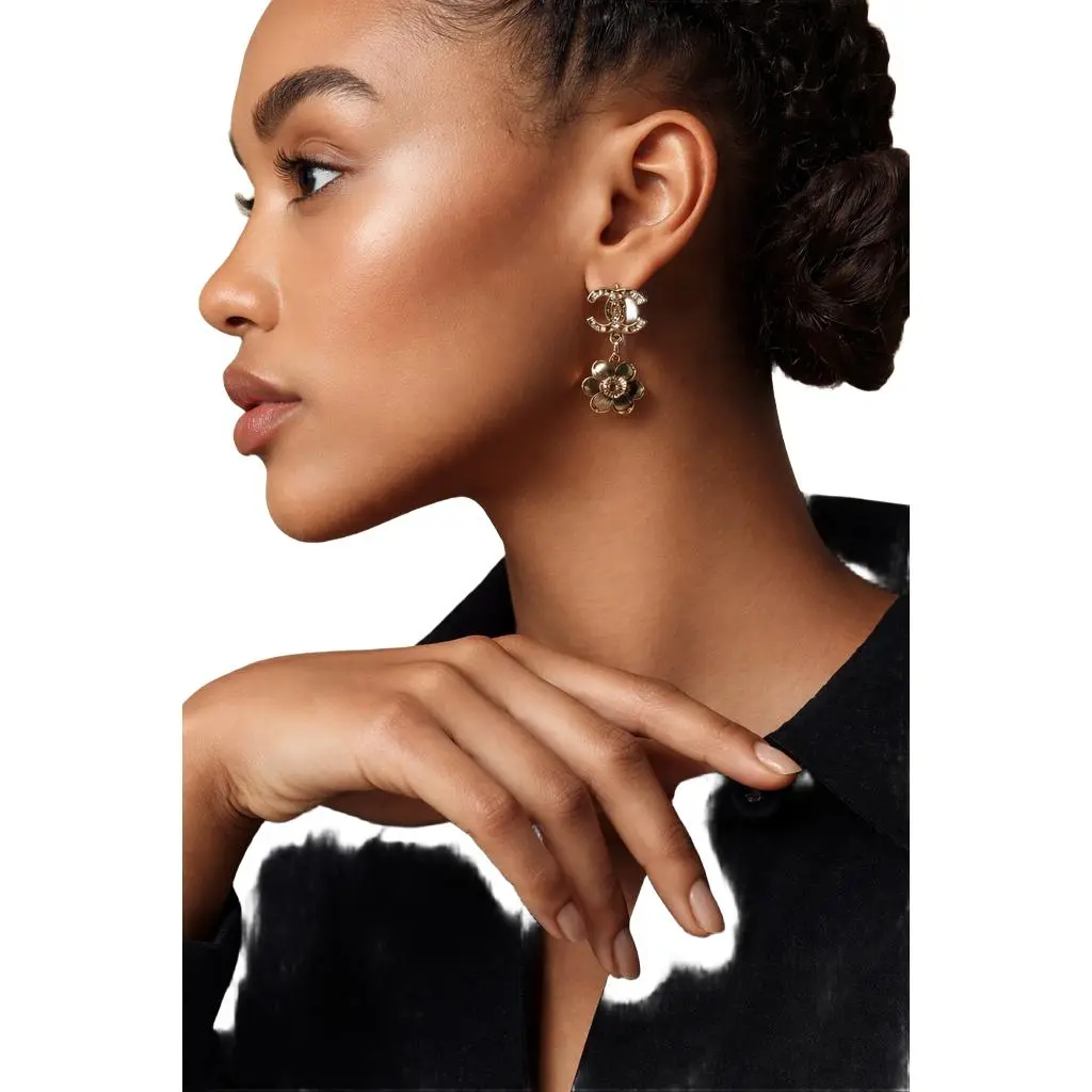 Pre-owned CHANEL Earrings Gold Tone, Pierced, with Coco Mark Design & Camellia Swing Motif