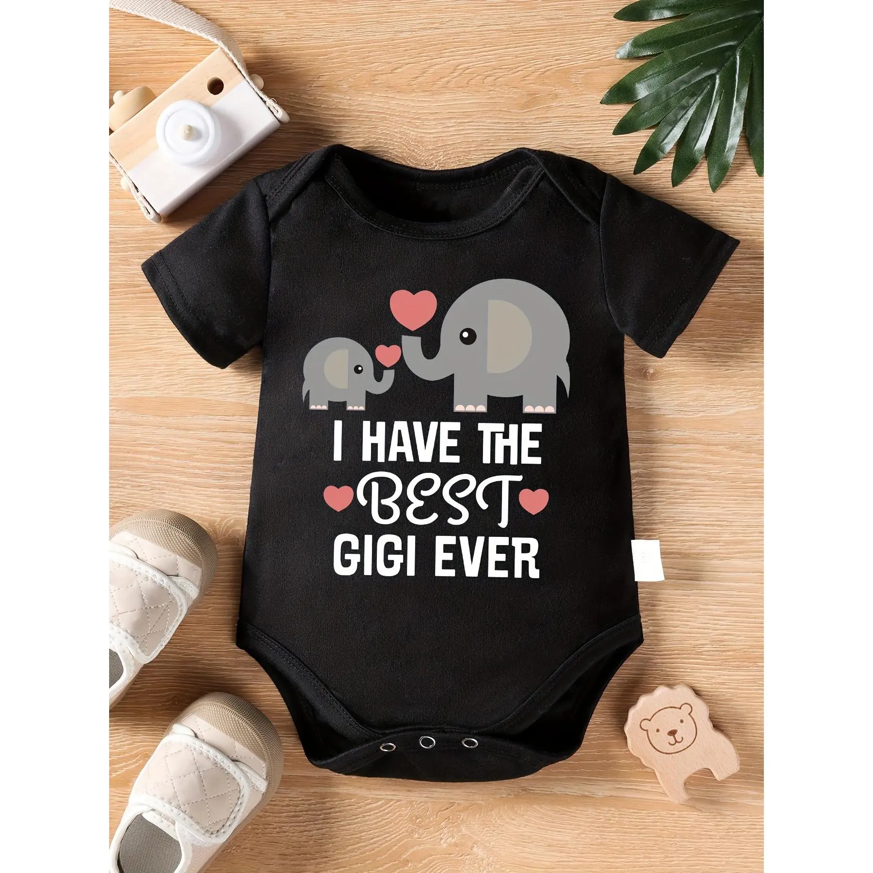 Unisex Baby Bodysuit, Casual Cartoon Elephant 100% Cotton Jumpsuit 1-Piece, Short Sleeve with "Best Gigi" Graphic, Spring Summer Baby Items, Short Sleeve Tops, Cartoon Elephant Unisex Bodysuits & One-Pieces