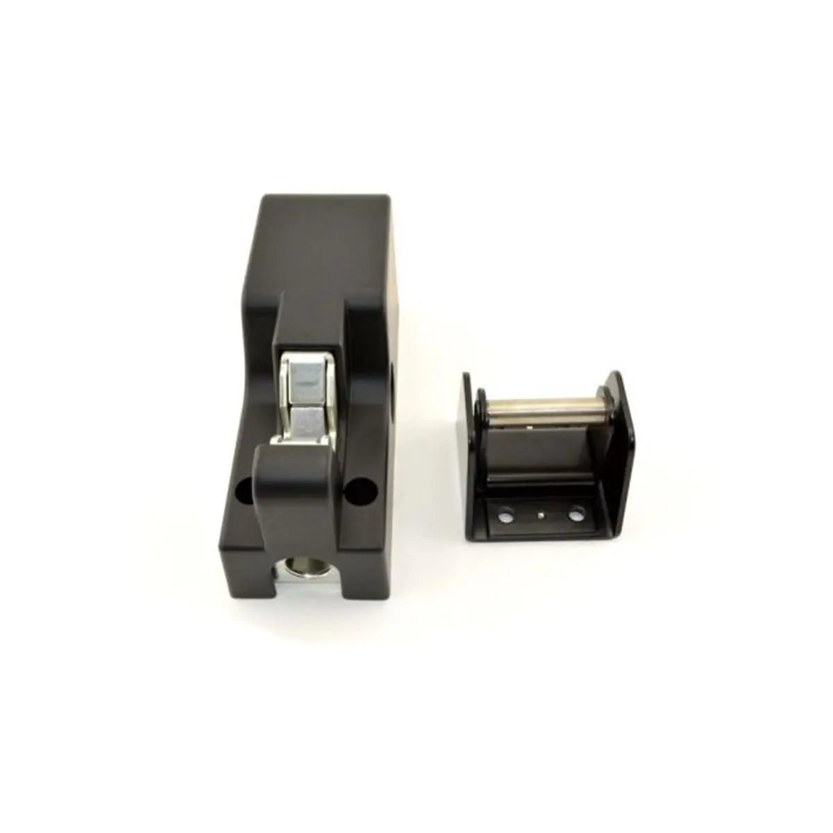 212 MAIN Securitron Hardware Entry Door Lock, 12-24 V DC Standard Fail-Locked Gate Solution
