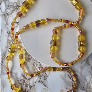 Collar de Oshun necklace eleke