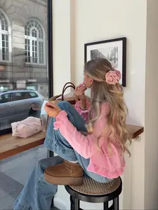 Women's Autumn And Winter New Romantic Pink Front Button Knitted Cardigan, Lace Design Casual Knitted Sweater Top, Round Neck Long Sleeve Daily Dating, Holiday, Vacation, Valentine's Day Knitted Thin Jacket Knitwear