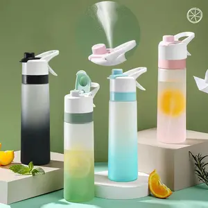 700mL Multi-Use Spray Water Bottle