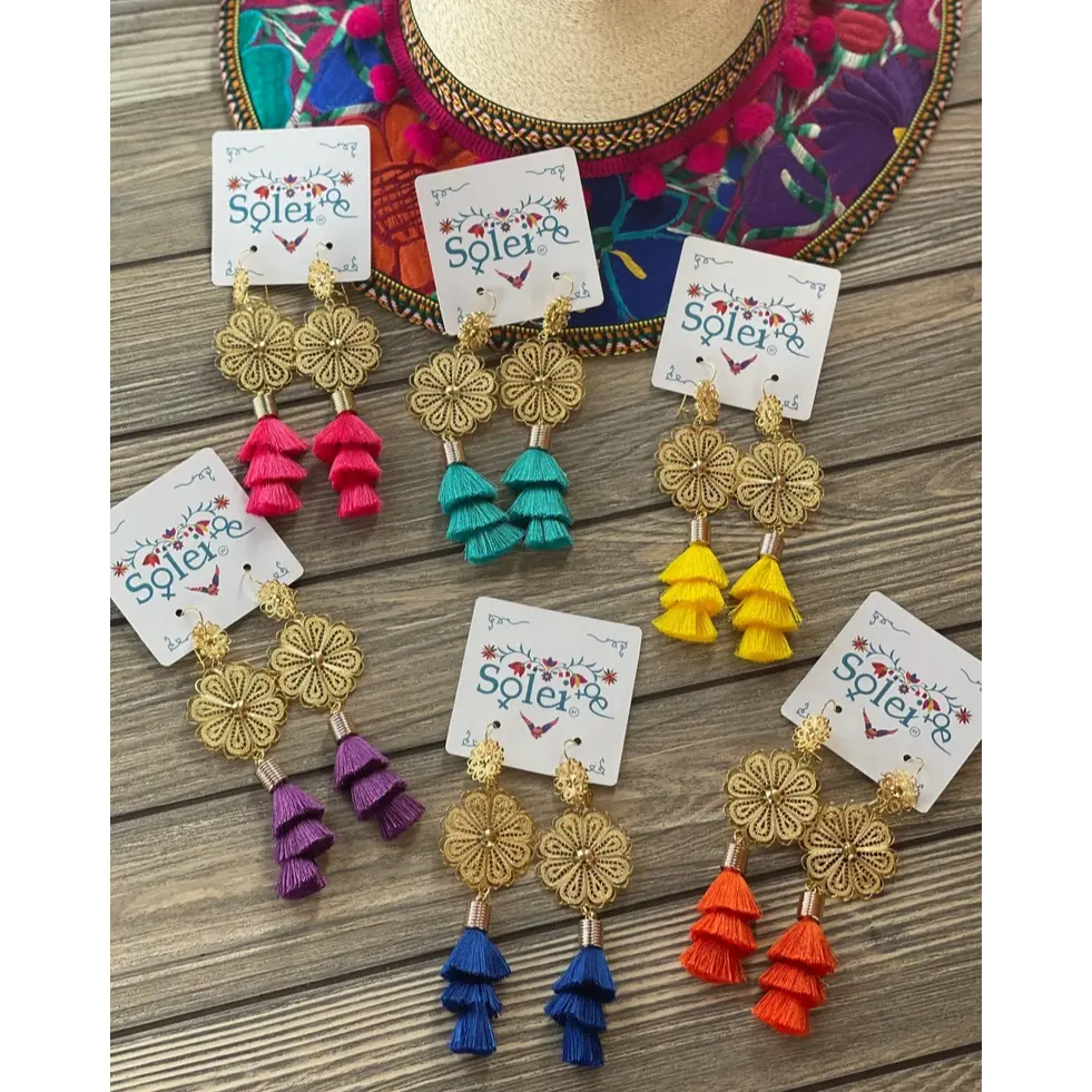 Aretes Flor Mota