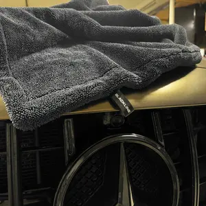 BLACKLINE® TWISTED-LOOP DRYING TOWEL - Ultra-Absorbent Car Drying Towel Made With A Twisted-Loop Microfiber Weave, 1300 GSM Premium Microfiber
