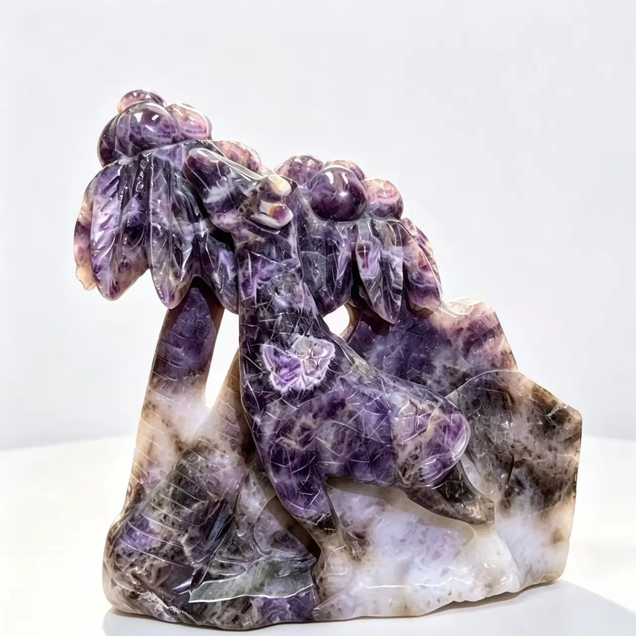 Hand Carved Dream Amethyst Giraffe & Coconut Tree Landscape Sculpture, Natural Crystal Decoration, Crystal Art Giraffe Scene Jewelry Accessory Derivative