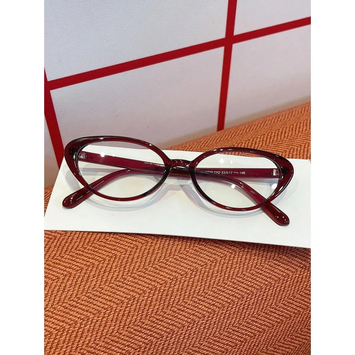 Women's Burgundy Fashion Frame Eyeglasses - Stylish Trendy Eyewear, Full-Rim Polycarbonate Cat Eye Frames, 1pc Rivet Design, Plain Color, Casual Flat Acrylic Lenses