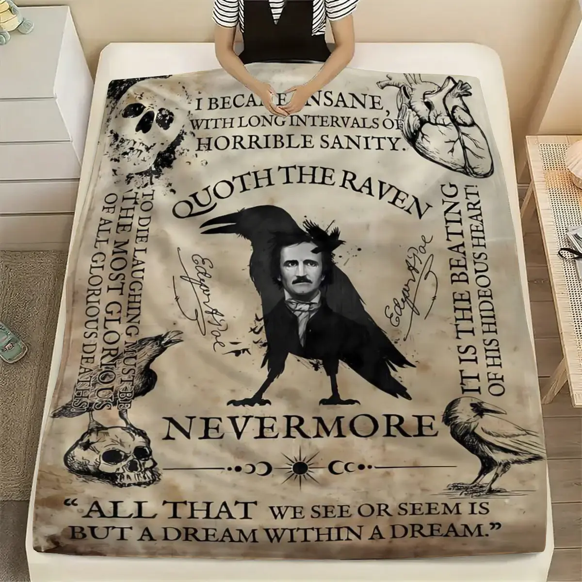 1pc Edgar Allan Poe Gothic Literature Throw Blanket, Soft Fluffy Blanket, Soft Warm Blanket, Plush Raven & Skull Design with "The Tell-Tale Heart" Quotes - All-Season Soft Bedspread for Couch, Bed, Camping - Gift for Book Lovers