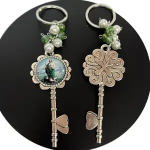 Saint Jude Key Chain/Llavero de San Judas Tadeo - Perfect for Carrying Everyday