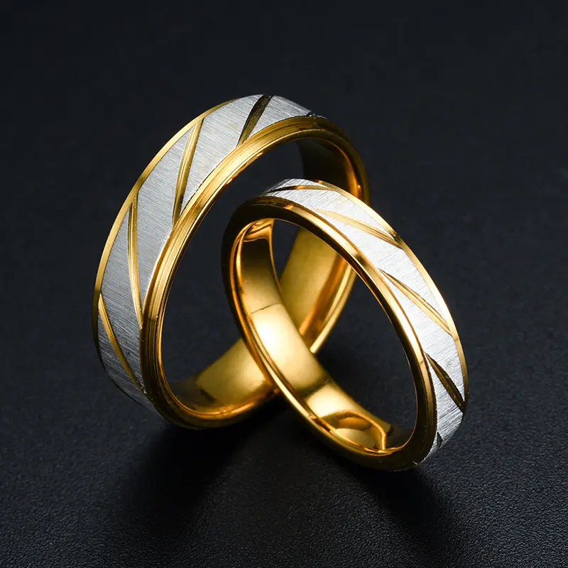 Elegant gold stainless steel wedding rings. Stylish interwoven design with textured and smooth ring surfaces. No plating treatment. Suitable for weddings, anniversaries and daily jewelry.