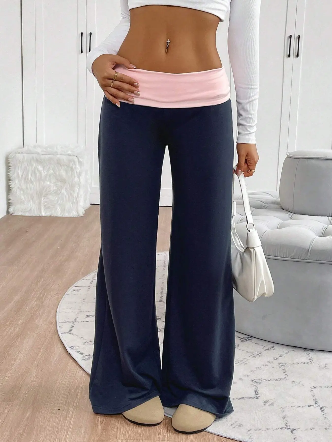 Fold Over Waist Low Rise Y2K Flare Yoga Pants, Flared Yoga Bottoms, Loose Athletic Pants, Contrast Color Stretchy Bell Bottom Casual Lounge Leggings for Women, Wide Leg Pants for Streetwear, Daily & Vacation Wear, No See Through, Soft Fabric