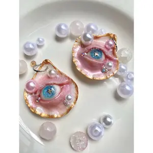 [NEW] Handmade Venus Eye Seashell Charm – Polymer Clay Art Pendant