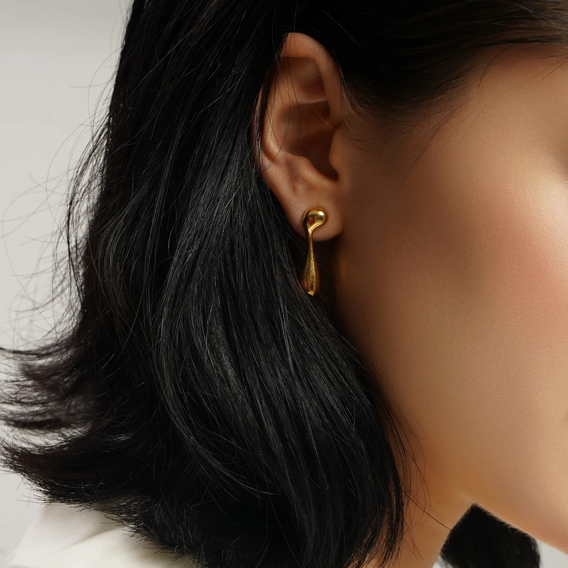 LG030 Liquid Elegance Handmade Earrings LG030 Liquid Elegance Handmade Earrings
