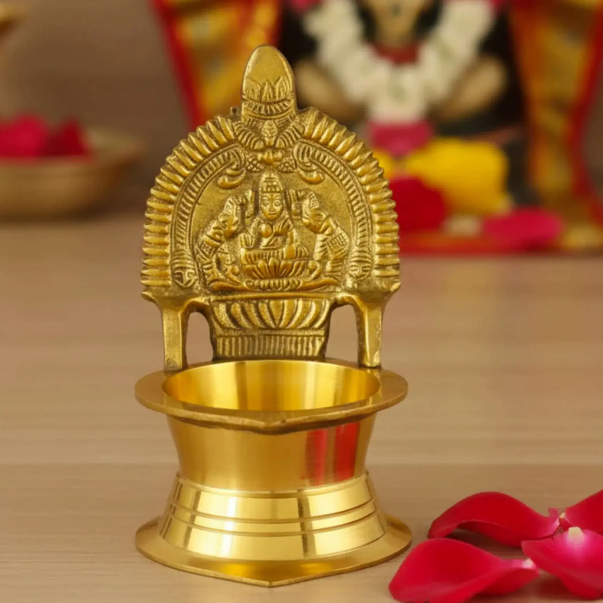 LoveNspire Exquisite Kamakshi Brass Diya - Handmade Brass Glow Oil Light, 3.8in & 4.5in Sacred Metal Ornaments, Traditional Religious Goddess Symbol, Navratri Lighting & Rituals Home Decoration Gifts