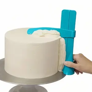 Cake Decorating Scraper, 1 Count Adjustable Height Cake Smoother, Cake Top Decorating Tool for Home Kitchen, Pastry Decorating Tools, Baking Supplies, Baking Accessories
