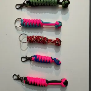 Paracord keychain without bead- snake knot