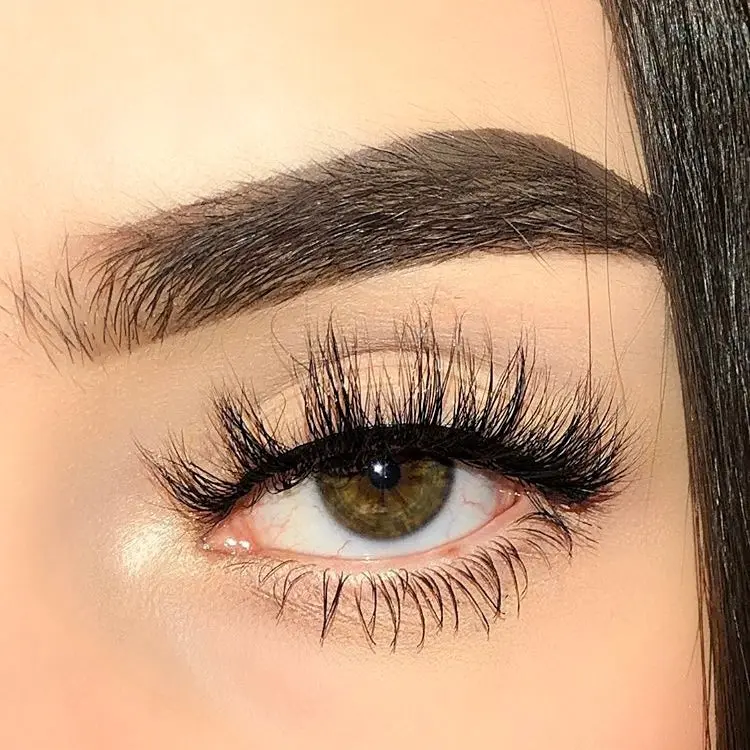 Gabriela Lashes, style “BEBESITA” (1 pair) 3D Mink Lash Strip, 17mm, ultra-wispy clusters that vary in length, this rounded lash brightens and lifts the eyes, High quality & Reusable