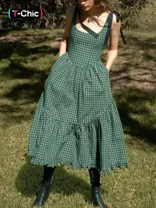 Women's Gingham Print A Line Dress, Casual Sleeveless Tie Shoulder Ruffle Trim Dress for Daily Wear, Ladies Clothes for All Seasons, Casual Dresses, Boho Ruffle Hem