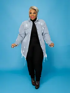 Women's Plus Size Denim Jacket Fleece Bottom with Pockets