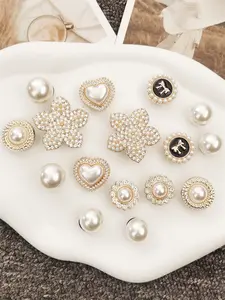 16PCS Bling Flower ABS Shoe Charms Set, Rhinestone Shoes Charms, Golden Beads Heart Clog Shoes Buckles Decorations DIY Pearl Shoe Clips Accessories Decor Fit Women Hole Garden Shoes Sandals Slides Slippers Beach Bag Xmas Halloween Birthday Party Gifts