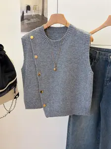 Fashionable Chic Casual Asymmetrical Button Design Sleeveless Knit Vest Women, Solid Color Round Neck Summer Top, Versatile Multi-Functional Knitted Jumper