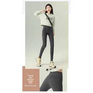 Grey Fleece-Lined Leggings: Your Go-To for Fall/Winter Comfort + Style