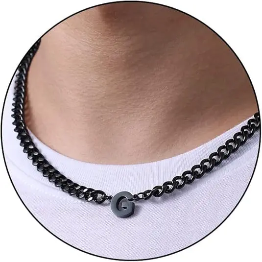 G letter necklace (black)