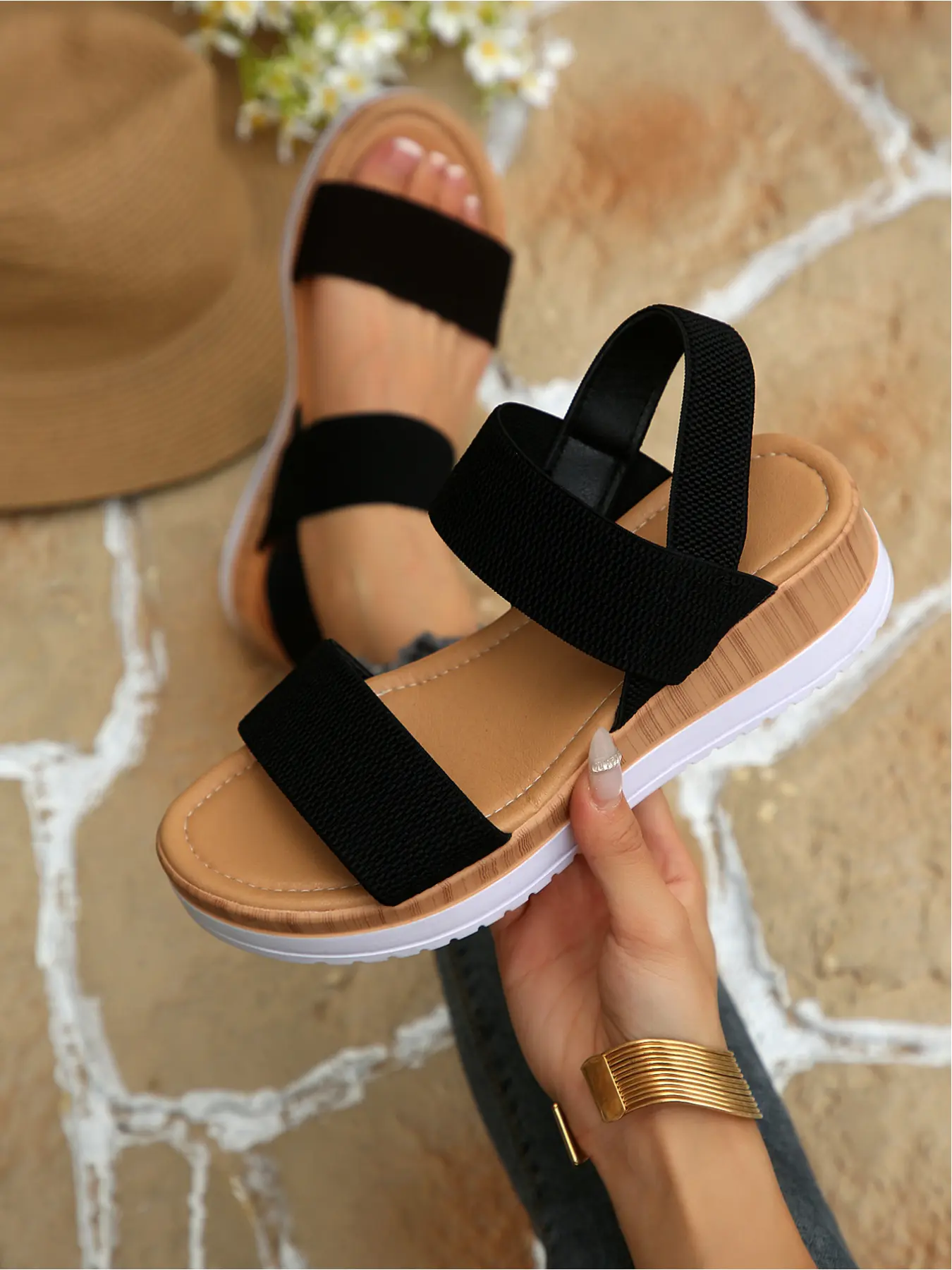 Plus-size women's fashionable summer new round-toe slip-on wedge Casual Rubber Backstrap Sandals with back strap, simple and comfortable for daily wear, lightweight and suitable for commuting, with a thick sole