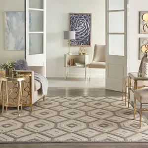 Nourison Palamos Contemporary Diamonds Indoor/Outdoor Cream Area Rug