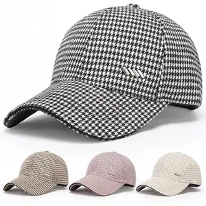 Unisex Grid Print Adjustable Snapback Trucker Hat, UV Protection Peaked Casual Sun Hat, Handcrafted Premium Headwear, All-Season Fashion Accessory, Hair Bonnet Compatible Cap, Women's Trendy Style, Adjustable Trucker Hat