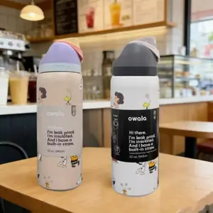 Owala FreeSip 32oz Insulated Water Bottle – Stainless Steel, Leakproof Flip Lock Lid, BPA Free, Keeps Drinks Cold 24H Hot 12H, Reusable Sports Travel Gym Bottle with Built-in Straw Design