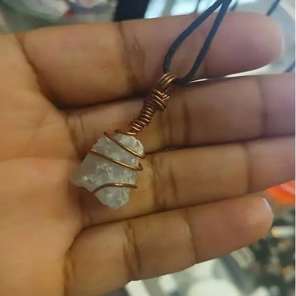 Celestite Crystal Necklace - Elegant Design with Celestial Accents, Ideal for Any Occasion
