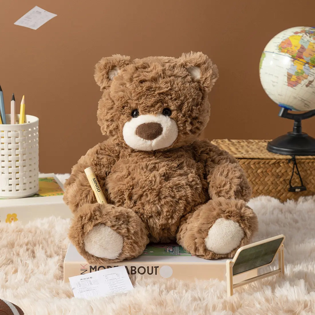 [Celebrity Picks]Gifford bear Teddy Bear Plush - Super Soft Brown Sitting Stuffed Animal, Adorable Pose with Cute Face, Perfect Gift for Girls, Women & Kids, Huggable Nursery Decor, Back To School