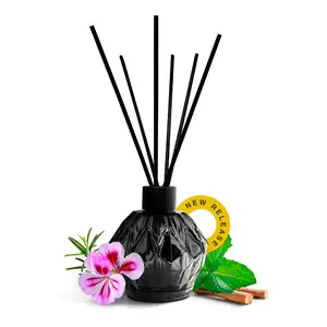 AromaPlan Cozy Cashmere Glass Reed Diffuser Set - Scented Home Room Freshener Bottle, 12-Month Long-Lasting Fragrance, Ideal for Casual Home Decor, Birthday Gifting
