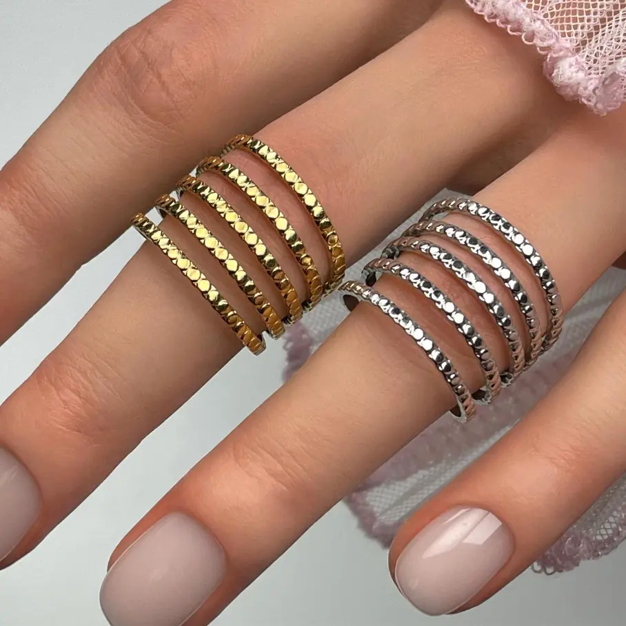 Adjustable Splint Ring in Silver or Gold – Stainless Steel Statement Finger Joint Jewelry