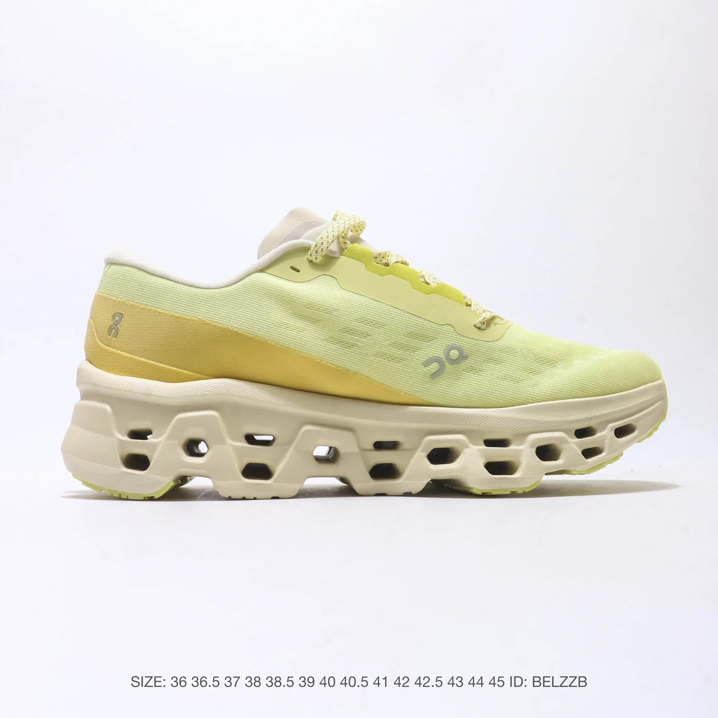 Matching Couple Lightweight Sports Shoes Soft Pale Yellow Green Air Mesh Running Sneakers Hollow Shock Absorbing Platform School Gym Trainers