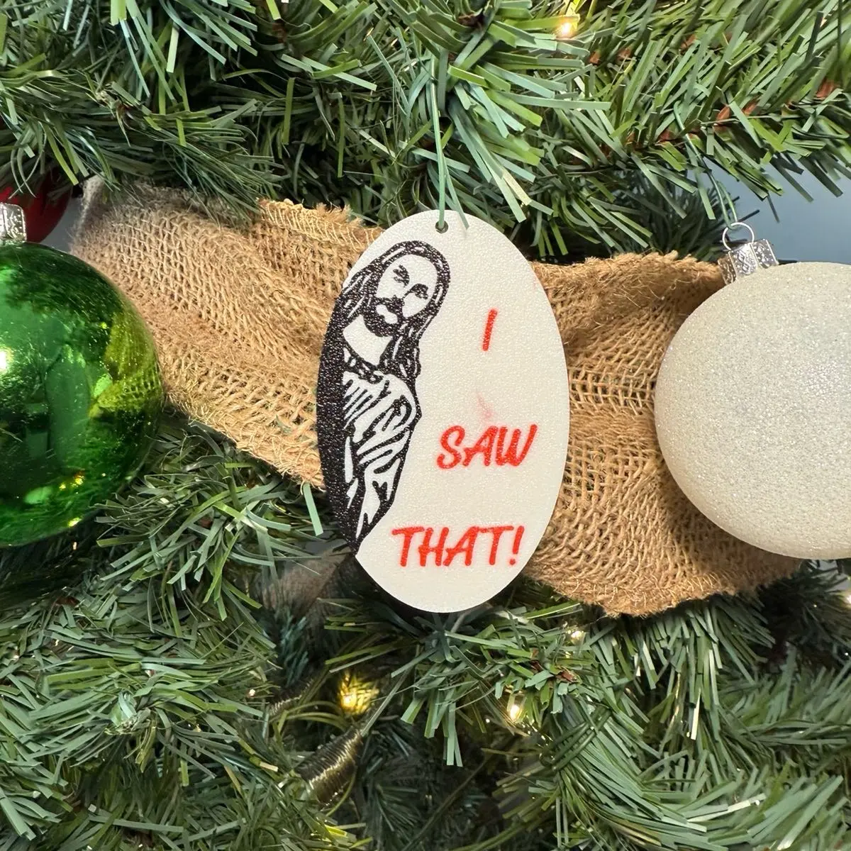 Funny Jesus 'I Saw That!' Christmas Ornament - Perfect for the Holidays Decoration Gift Decor