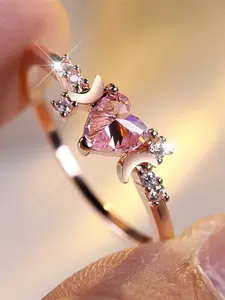 Female Cute Small Moon Heart Shaped Ring Elegant Fashion Rings Artificial Crystal Ring Pink Synthetic Crystal Heart Stone Rings For Women Vintage Rose Gold Color Wedding Band Bridal Jewelry