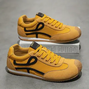 Men’s Stylish Yellow & Black Low-Top Hiking Shoes – Breathable Fabric Upper, Non-Slip Rubber Sole, Lace-Up Design for Outdoor & Casual Wear