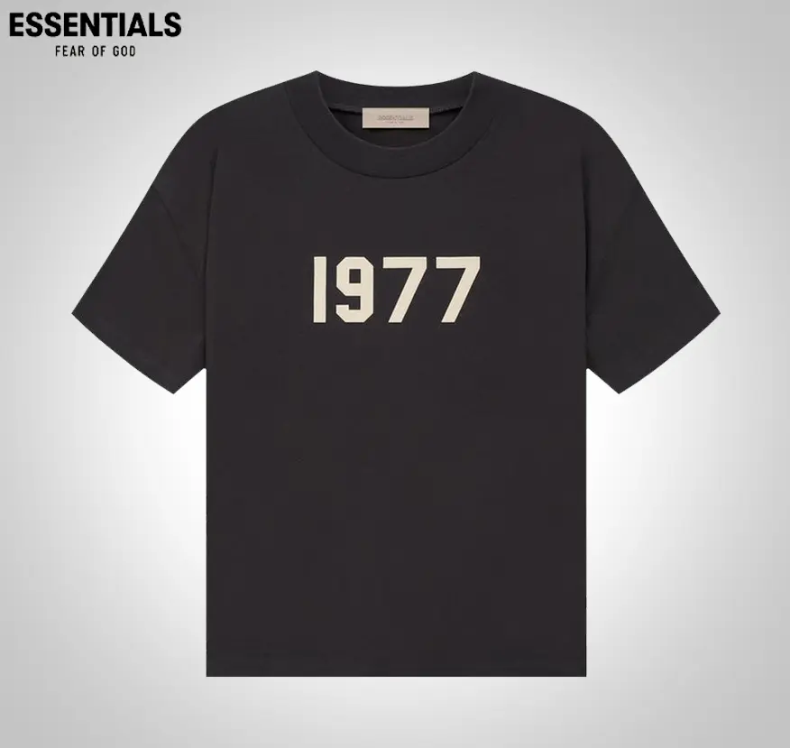 Fear of God Essentials SS22 1977 Logo Tee Oversized Short Sleeve T-Shirt Vintage Streetwear Graphic Top Relaxed Fit Casual Minimalist Everyday Tee
