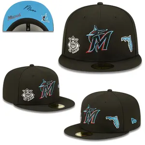 Black New Era Miami Marlins 59FIFTY Fitted Cap – Flat Brim MLB Baseball Hat with Iconic Marlins Logo, Side Patch Details, Structured Crown Premium Streetwear Style for Men & Women
