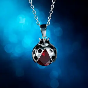 Elegant Spotted Ladybug Charm Zirconia Pendant Necklace