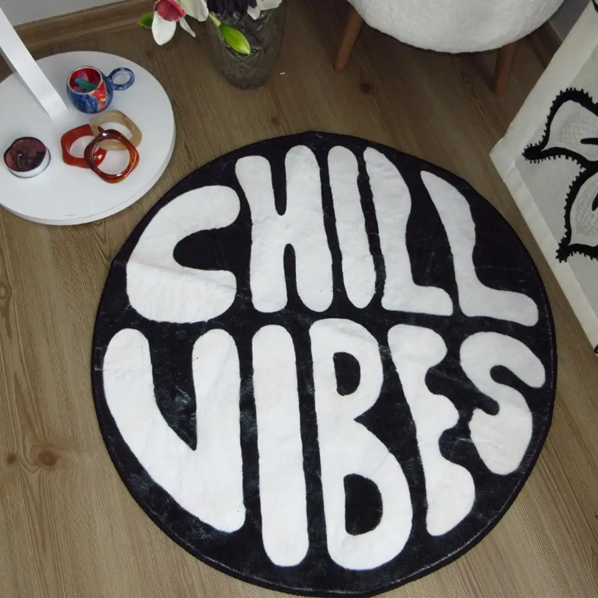 Chill Vibes Indoor Round English Carpet, Cozy Area Rug, Modern Indoor Rug, Fluffy Rug, Home Decorative Rugs, Fashionable Creative Design Soft Plush Mat for Living Room Bedroom Game Room