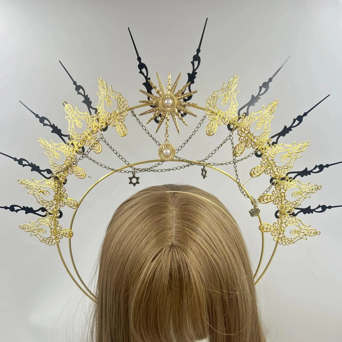 Women's Romantic Alloy Crystal Gothic Halo Crown Headpiece - Lolita Print Hairband, Goddess Headdress for Wedding, Party Hair Jewelry Accessories