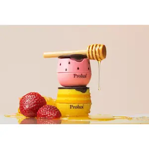 Honey & Strawberry Pot: Lip Balm