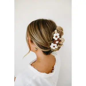 Knitted Petals Claw Clip