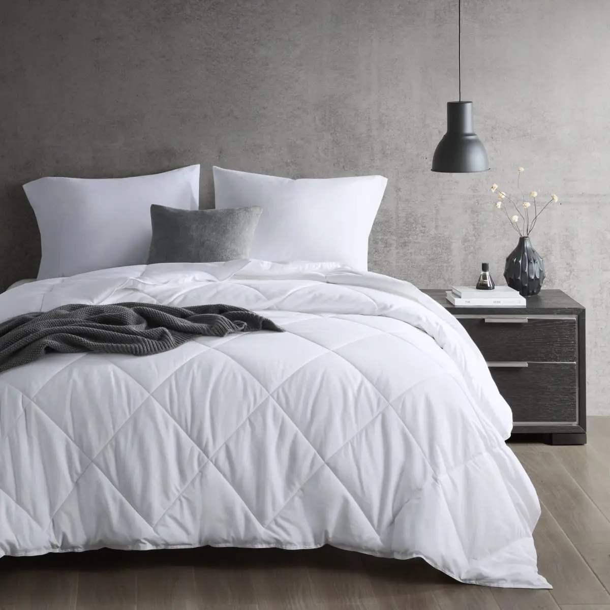 Sharper Image SI10-0020 King & California King Cooling Touch Oversized Down Alternative Comforter - White, 104x94x1.5in, Comfortable Breathable Diamond-Patched Eco-Conscious Exquisite Duvet, Comfortable Breathable Duvets, Diamond-Patched Duvets